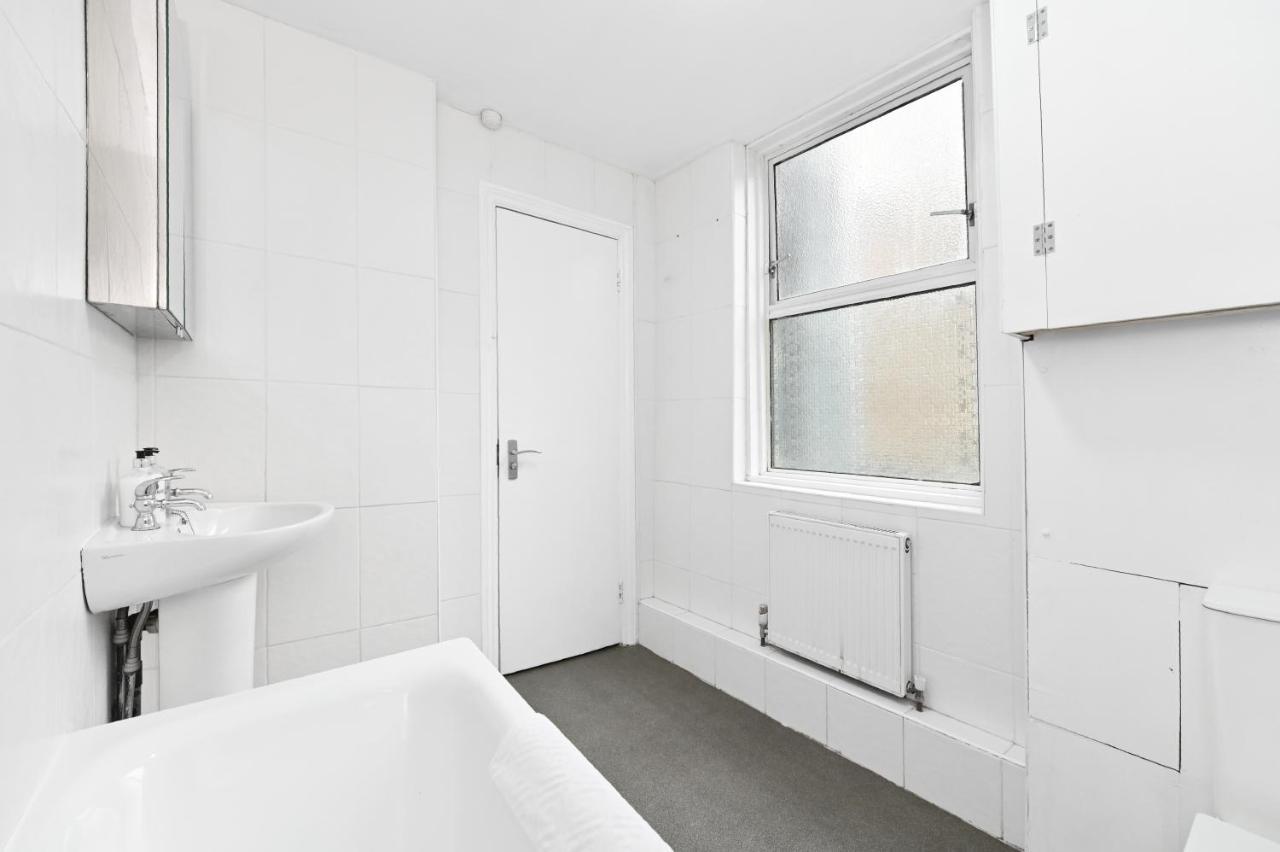 Covent Garden & Soho, Cosy & Cool, Spacious Apartment Λονδίνο Εξωτερικό φωτογραφία